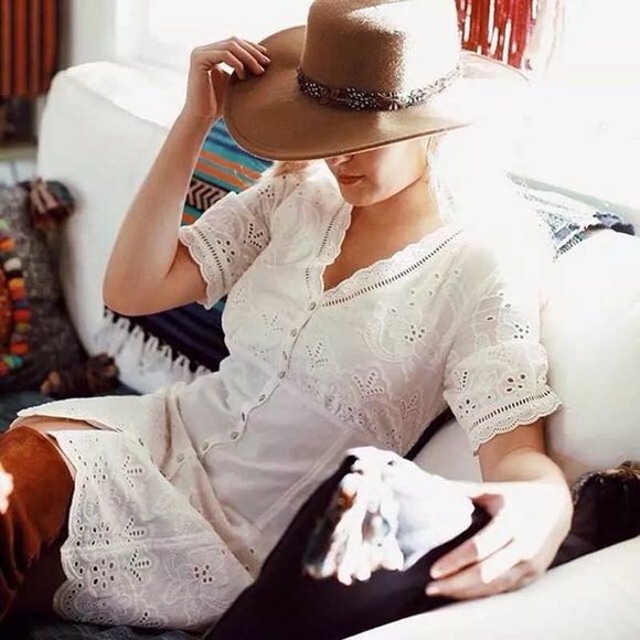 Spell Dresses & Skirts - 🆕 Spell Damsel White Lace Playdress